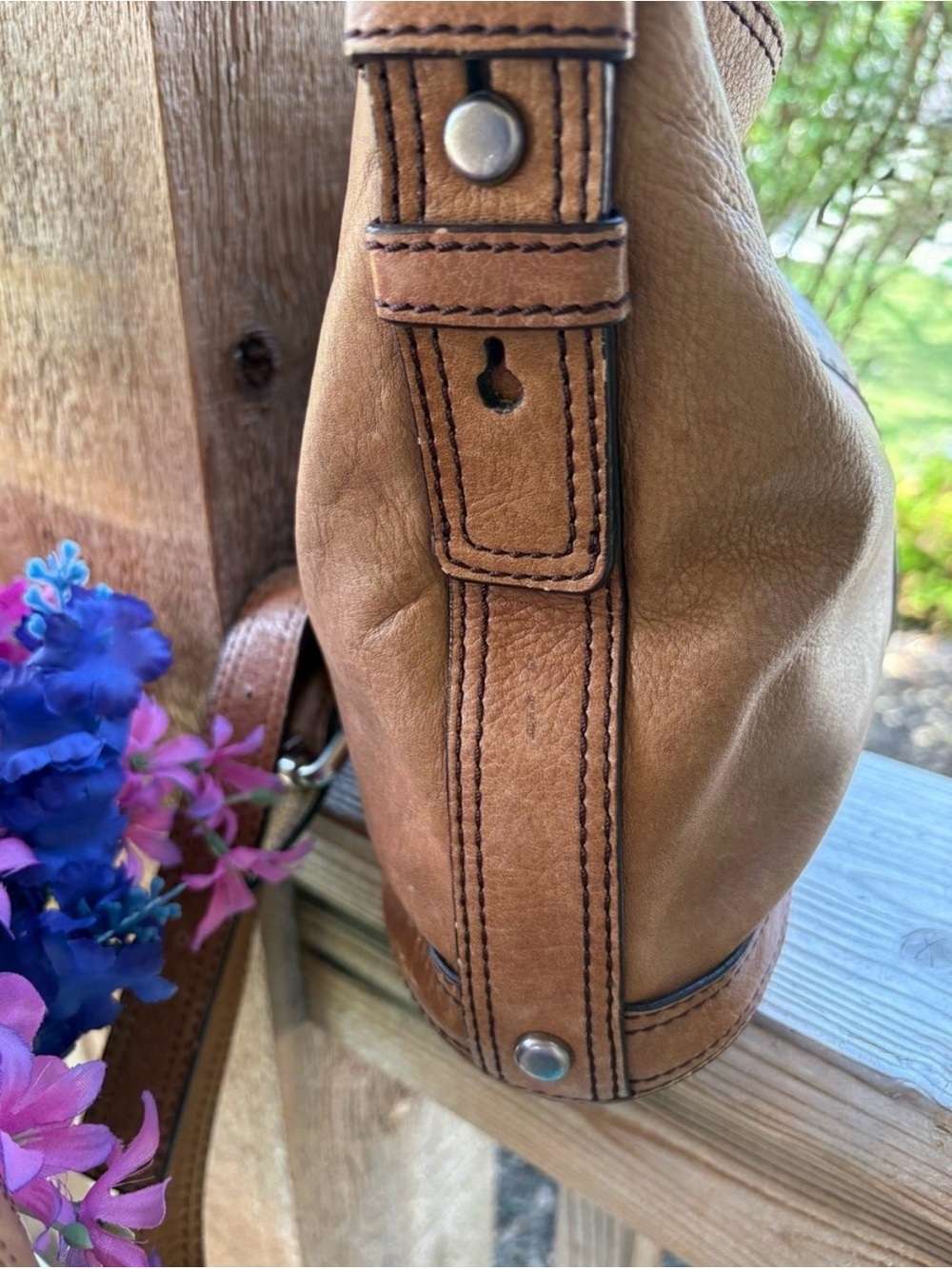 Vintage Fossil Tan Weathered Leather Shoulder Saddle Bag Adjustable Strap w
Key - Picture 9 of 13
